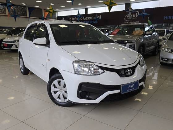 TOYOTA ETIOS 1.5 XS 16V FLEX 4P MANUAL TOYOTA ETIOS 1.5 XS 16V FLEX 4P MANUAL
